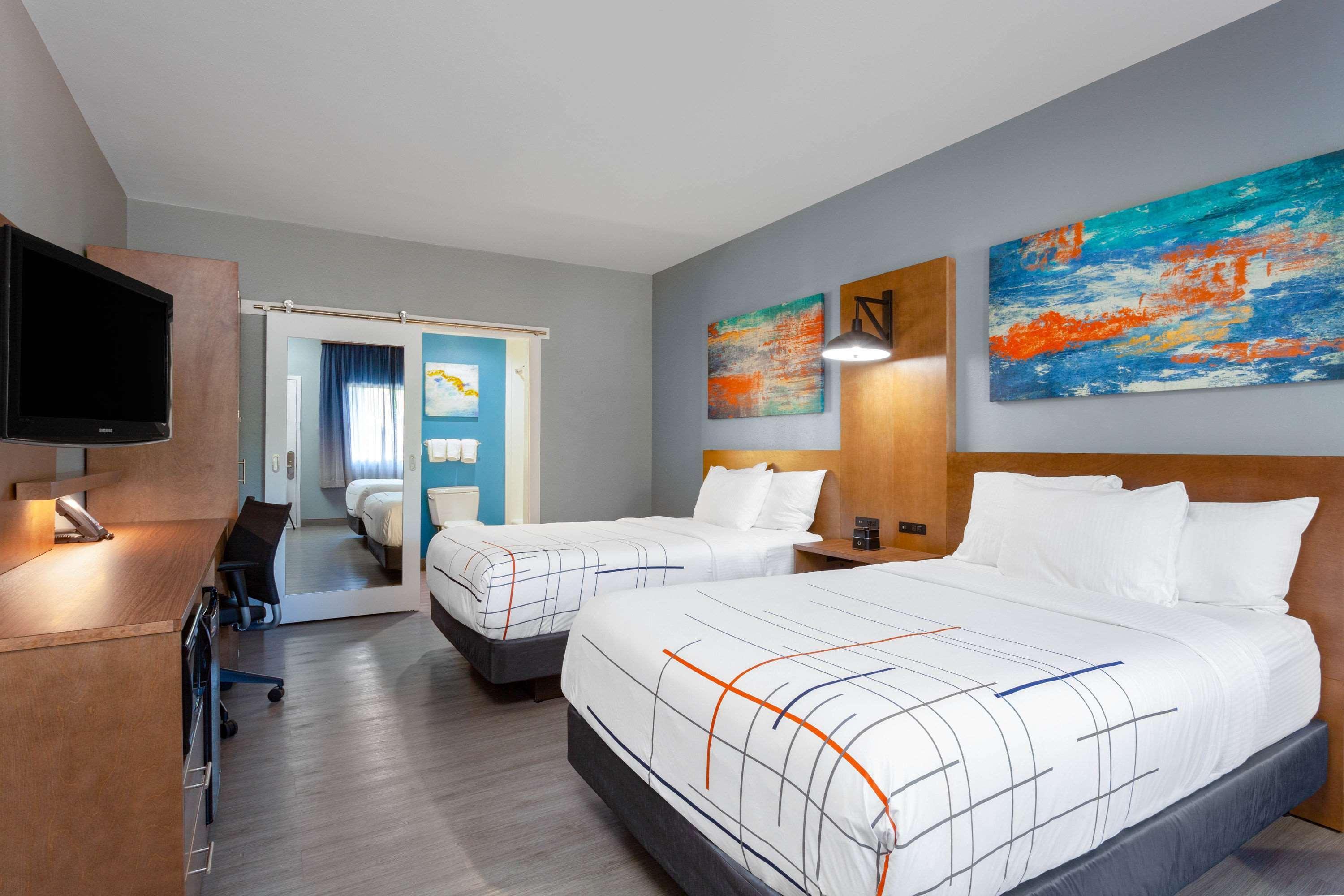 La Quinta By Wyndham Ft. Myers - Sanibel Gateway Hotel Fort Myers Exterior foto