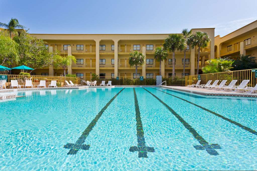 La Quinta By Wyndham Ft. Myers - Sanibel Gateway Hotel Fort Myers Instalações foto